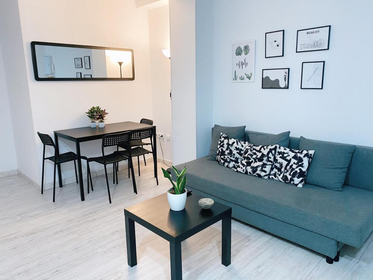 Gmc Turistics - Great Apartment For Groups & Families Малага Экстерьер фото
